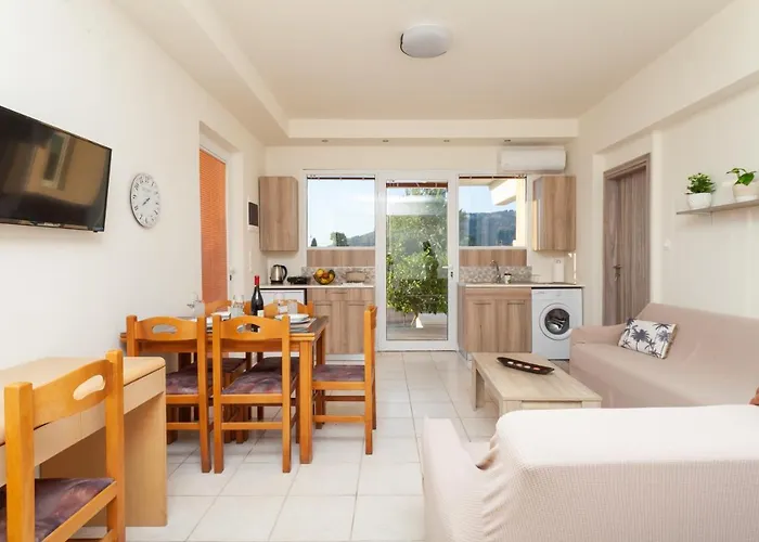 Apartment Artemis Fani