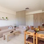Artemis Fani פסטידה
