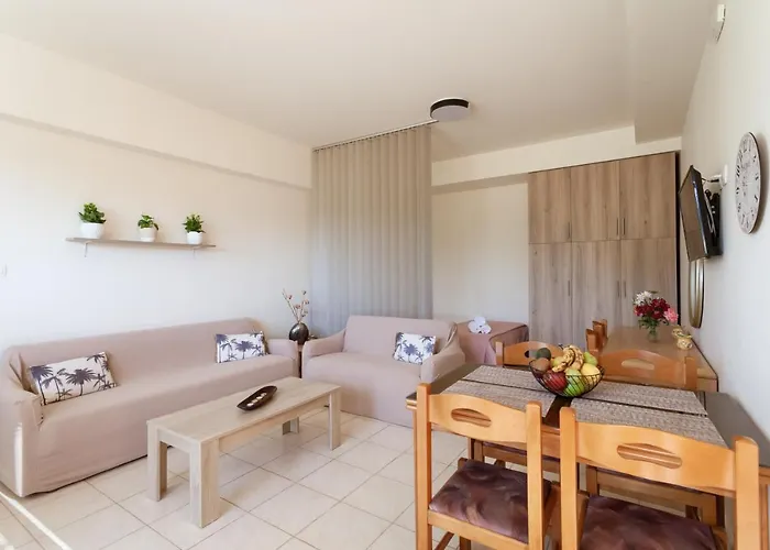 Artemis Fani פסטידה